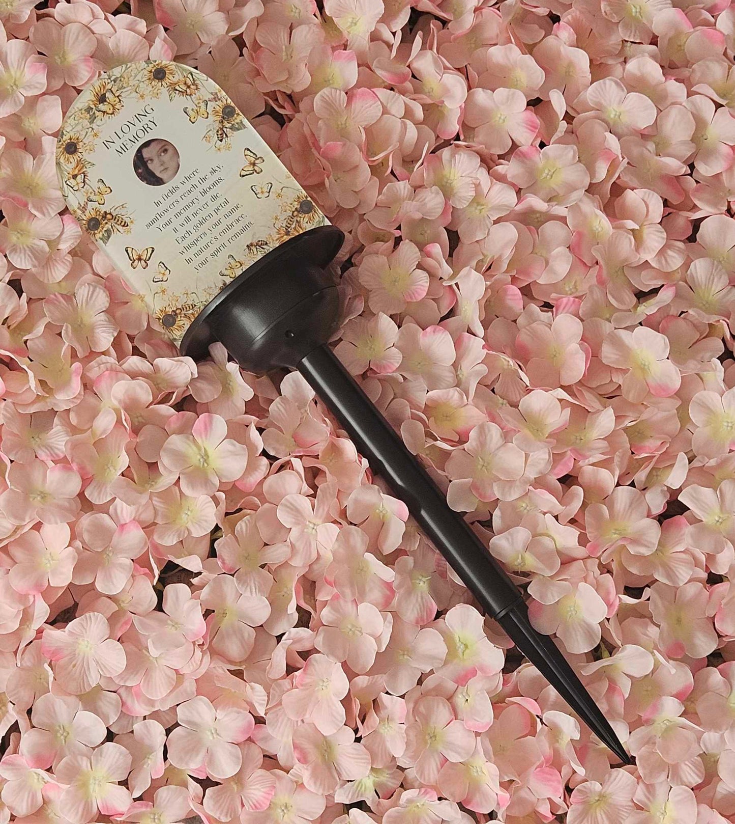 Memorial Solar Light