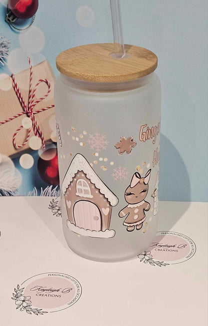 Gingerbread Hugs Can Glass